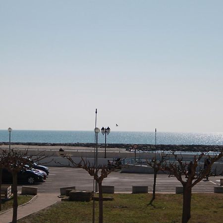 Abrivado Hotel Saintes-Maries-de-la-Mer Buitenkant foto