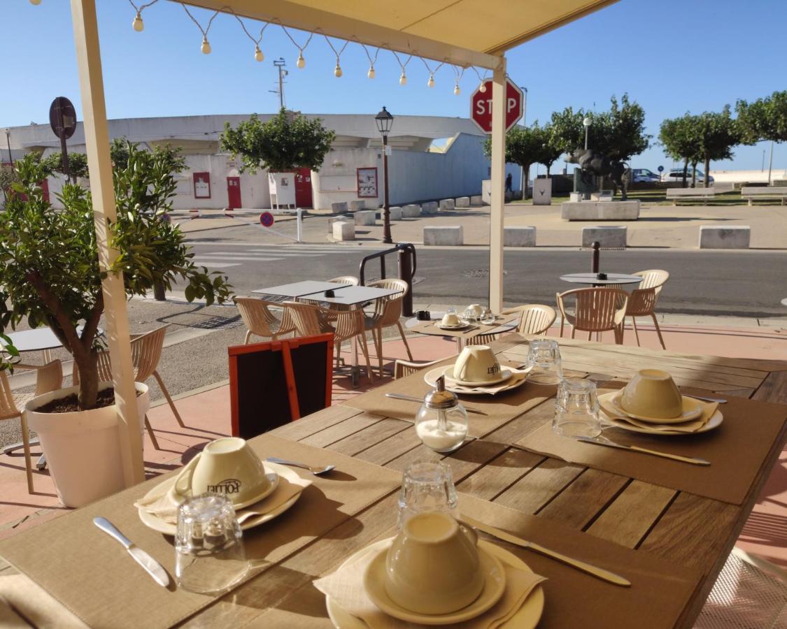 Abrivado Hotel Saintes-Maries-de-la-Mer Buitenkant foto